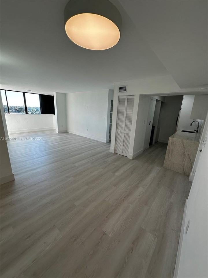 5055 Nw 7th St #801 - Photo 4 of 41