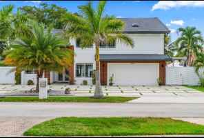 featured image of 20051 Nw 64th Pl #0