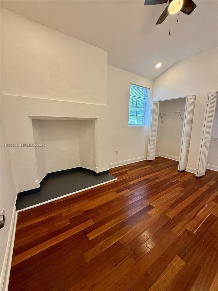 1440 Pennsylvania Ave #2 - Photo 6 of 14