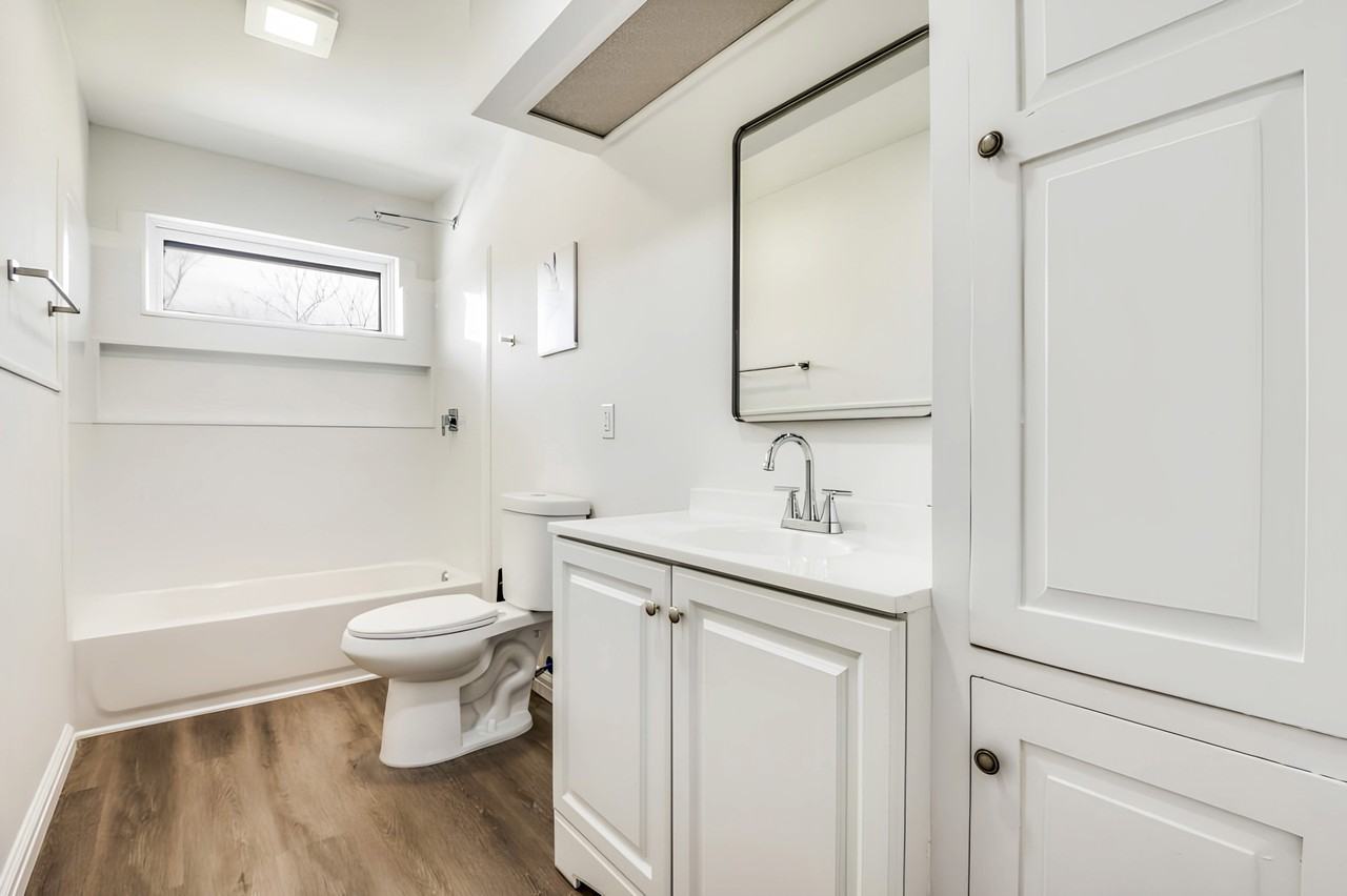 Maureen Dr - Photo 4 of 9