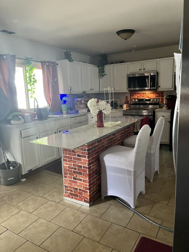 18 Peachton Lane - Photo 2 of 12