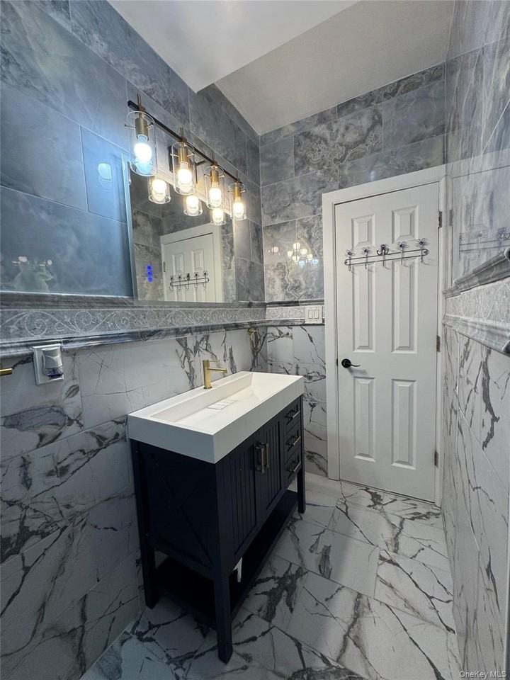 861 E 215th St Unit 1 #1 - Photo 7 of 7