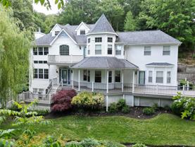 21 Beach Plum Dr - Photo 1 of 1