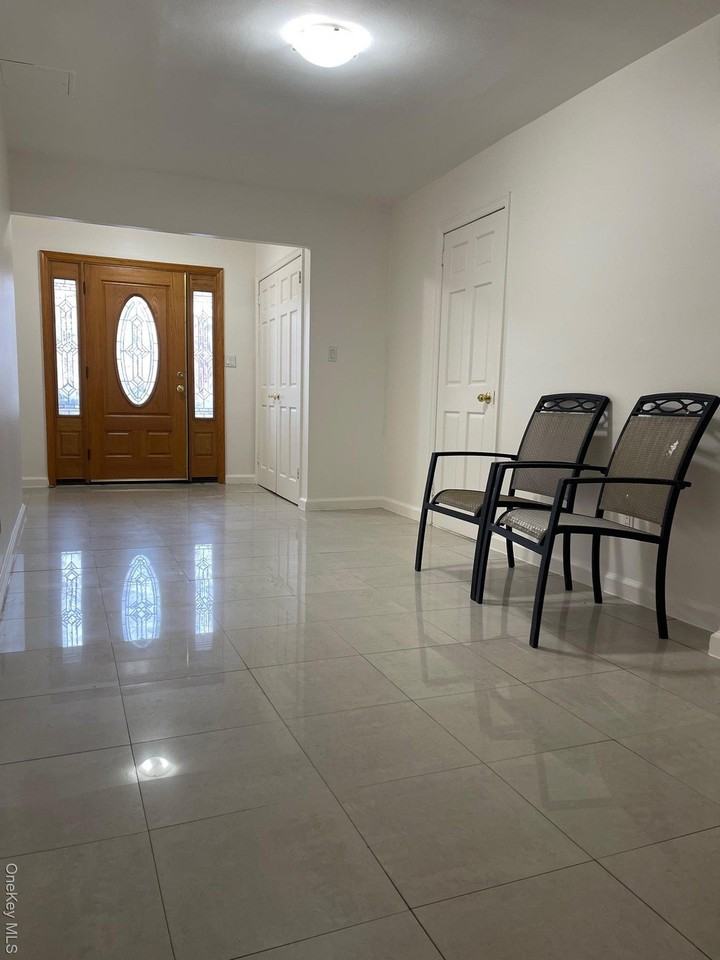 22522 59th Ave - Photo 2 of 14