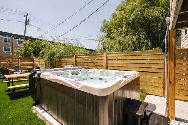 170 Beach 92nd St - Photo 2 of 10