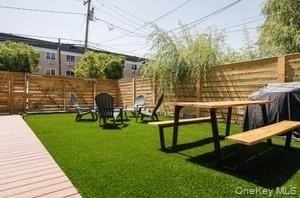 170 Beach 92nd St - Photo 4 of 10