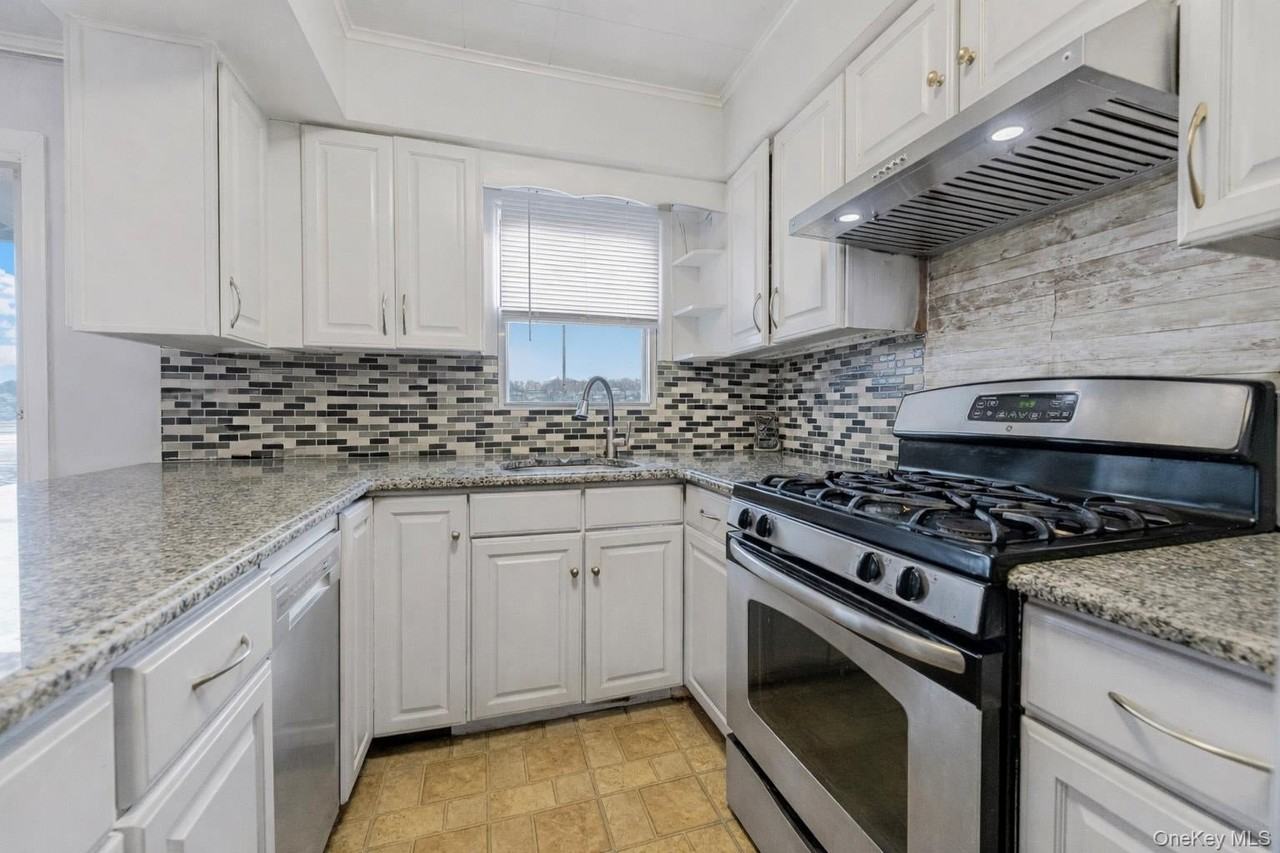 120 Woodland Ave - Photo 3 of 15