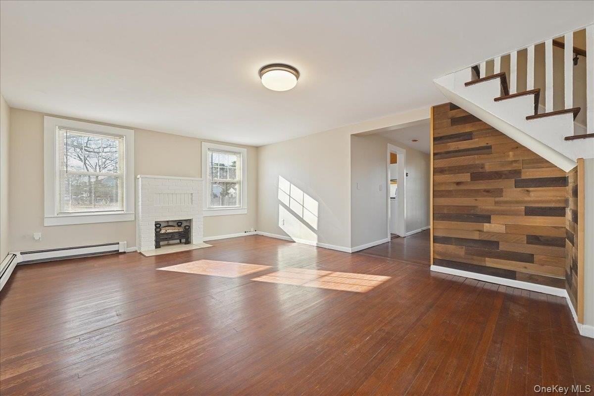 94 Chapel Ave - Photo 5 of 23