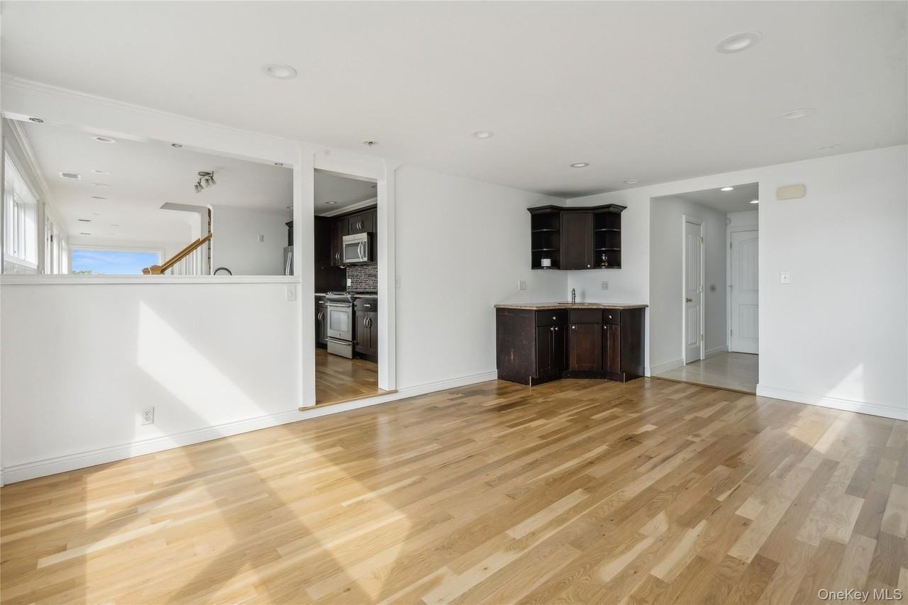 42 Barracuda Rd - Photo 7 of 24