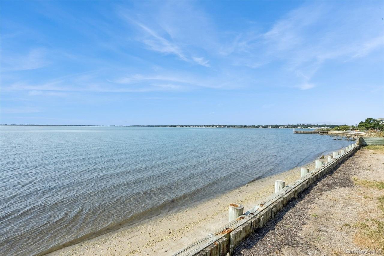 42 Barracuda Rd - Photo 4 of 24