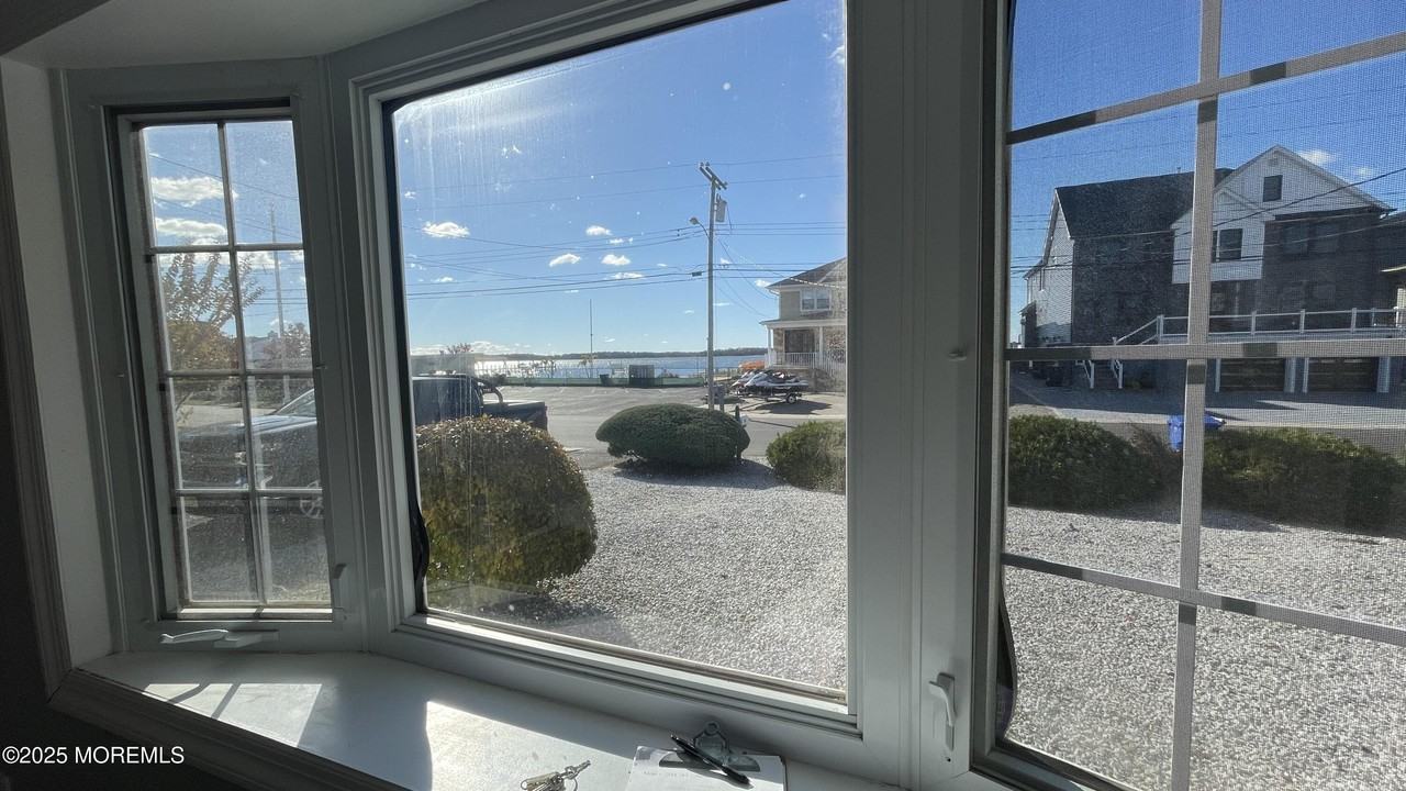 198 Bay Stream Dr - Photo 5 of 16