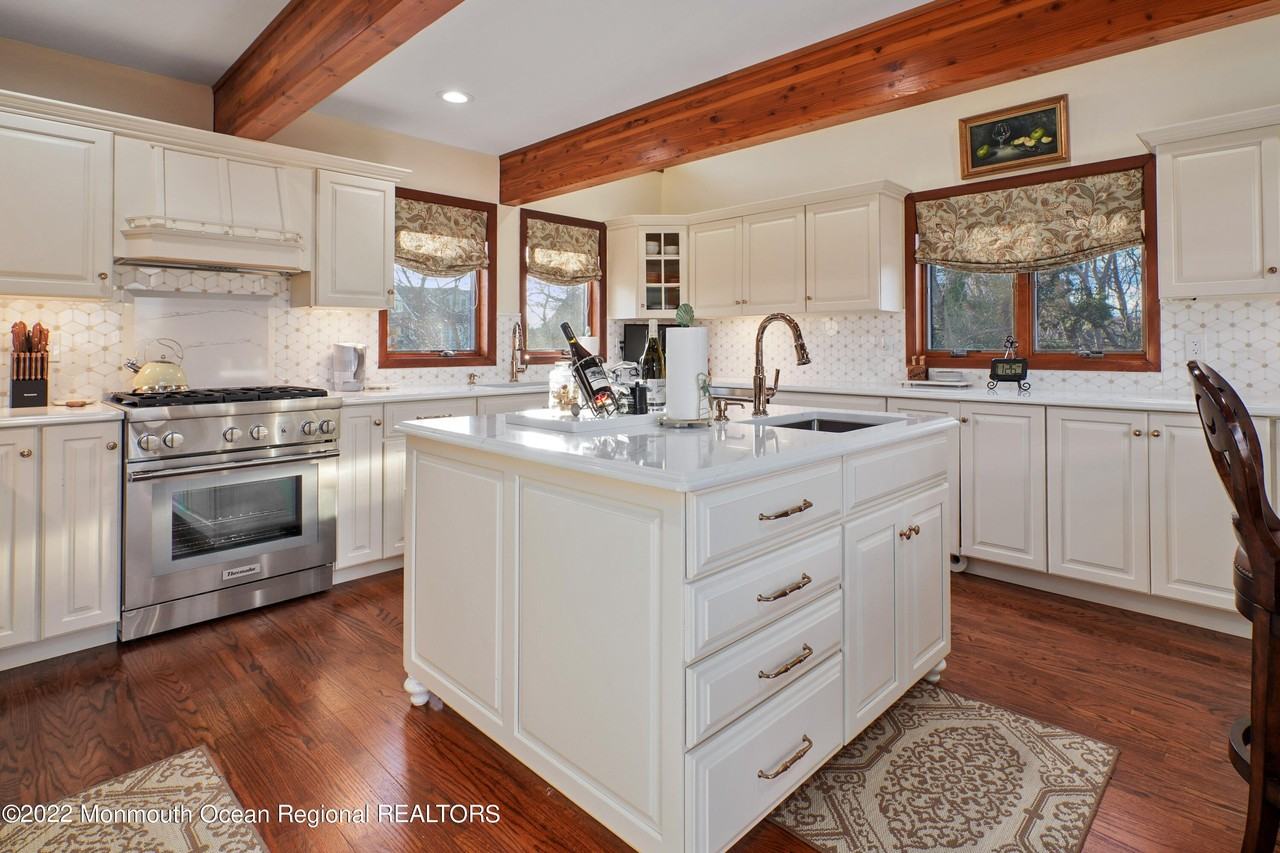 105 The Ter - Photo 6 of 30