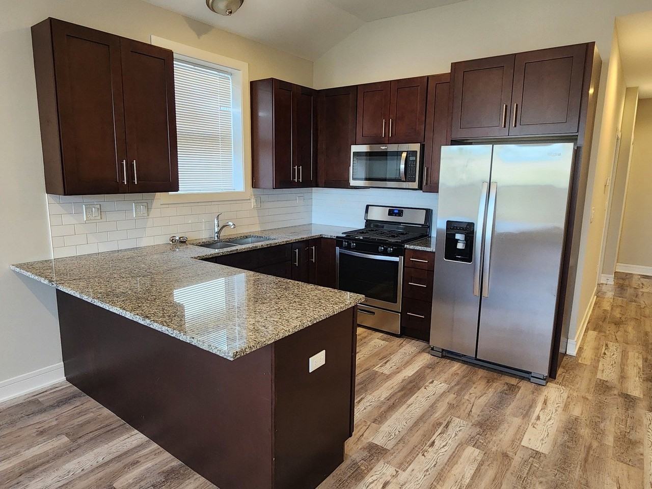 6337 S Ellis Ave Apt 3 #3 - Photo 5 of 14