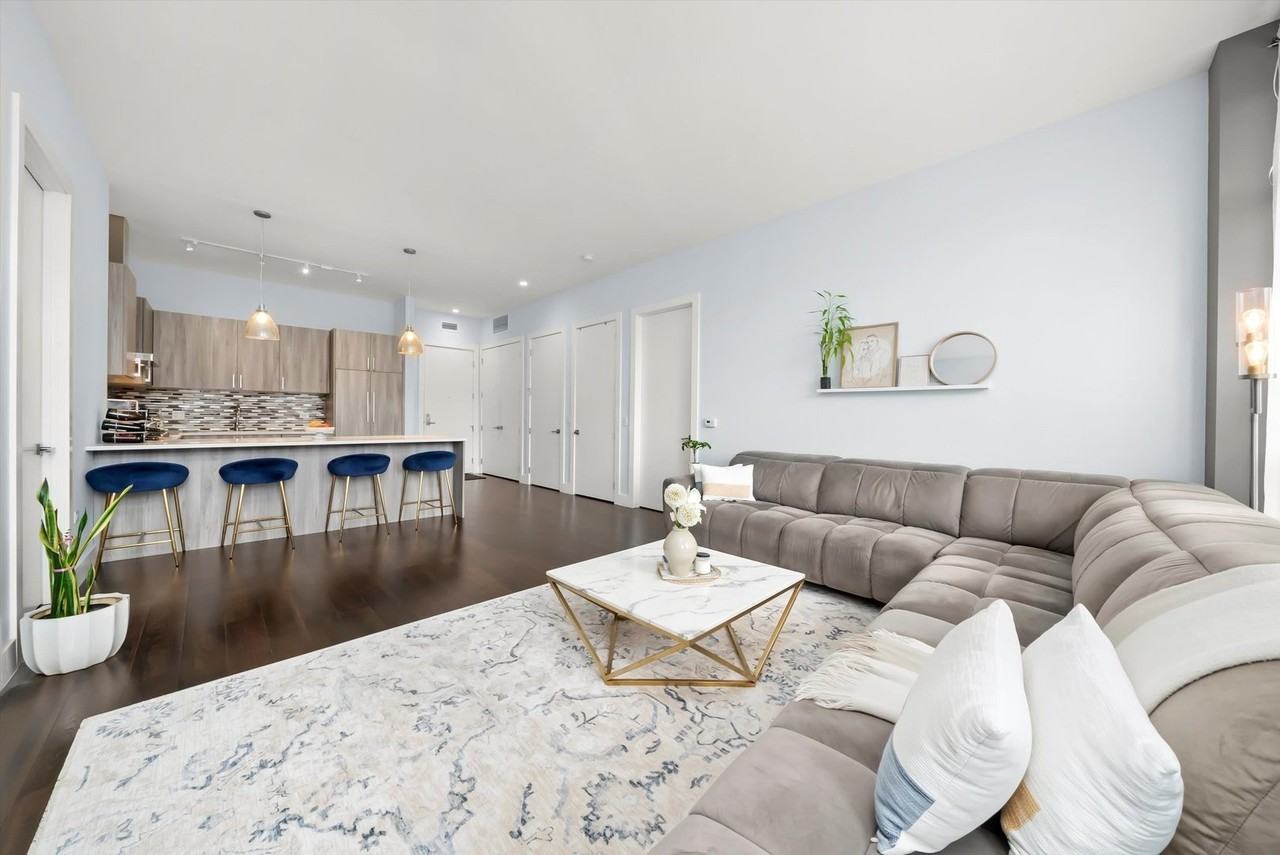 367 W Locust St Unit 304 #304 - Photo 6 of 16