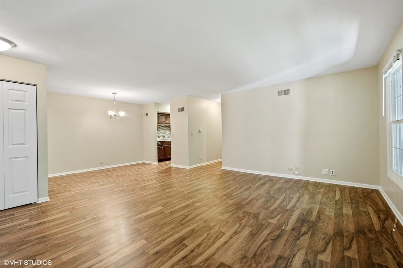 520 Shorely Dr Apt 201 #201 - Photo 4 of 12