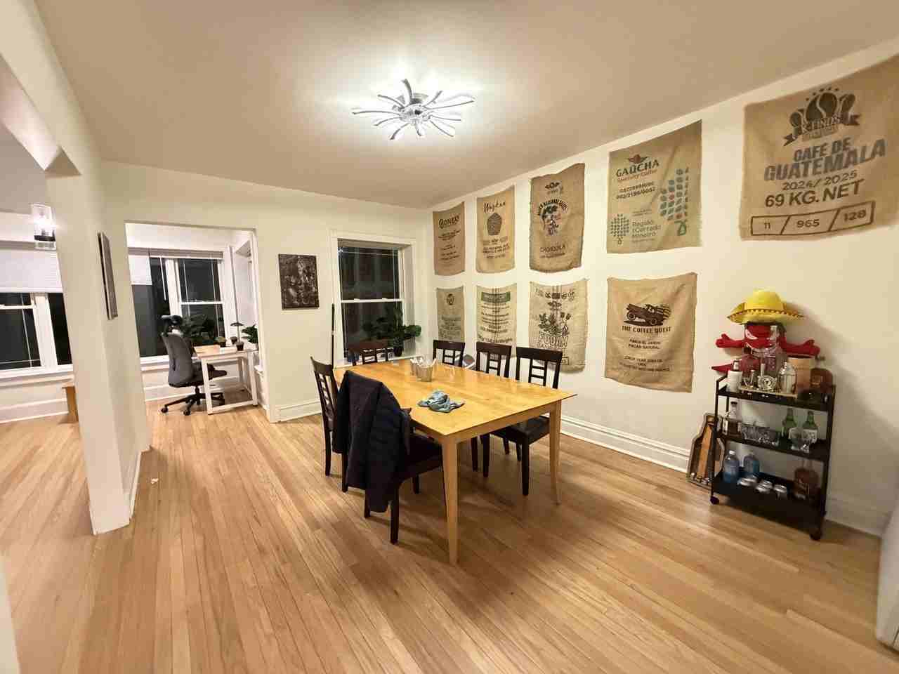 3349 W Eastwood Ave Apt 2 #2 - Photo 4 of 15