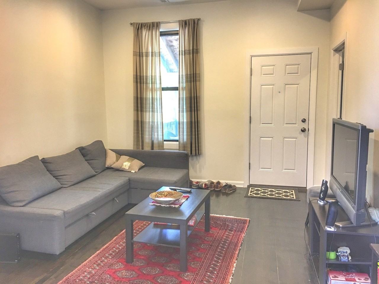 1421 W Huron St Apt 3r #3R - Photo 6 of 11
