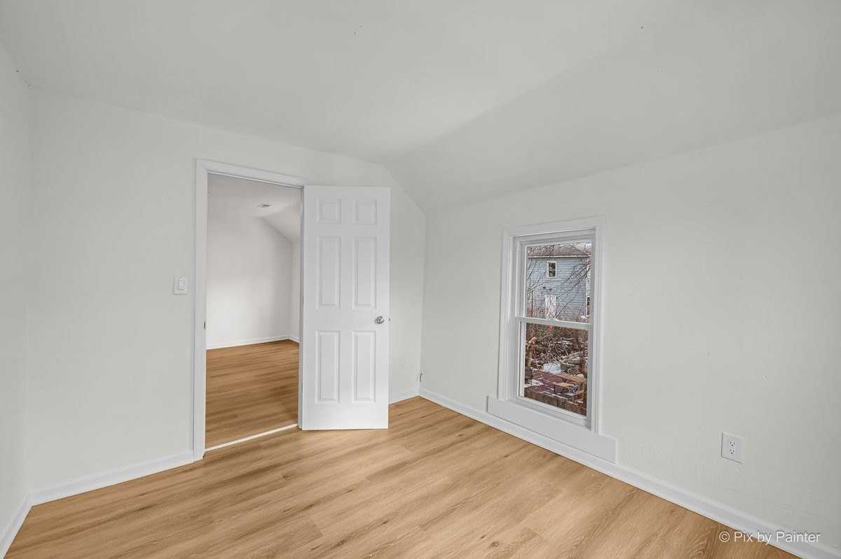 314 Liberty St Apt 2 #2 - Photo 5 of 21