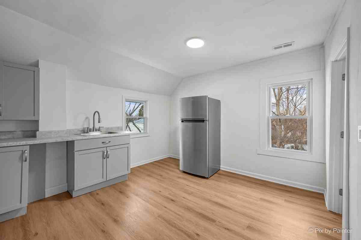 314 Liberty St Apt 2 #2 - Photo 6 of 21