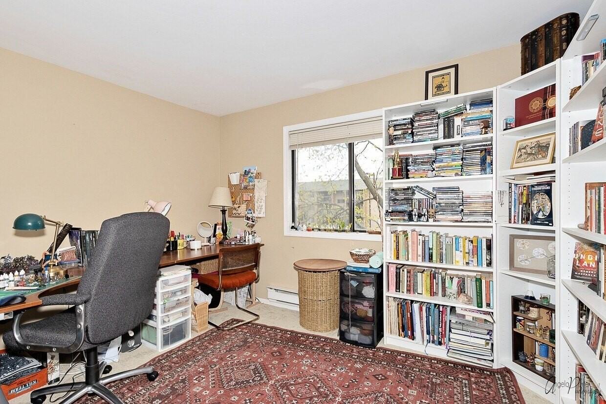 627 Virginia Rd Apt 212 #212 - Photo 4 of 10