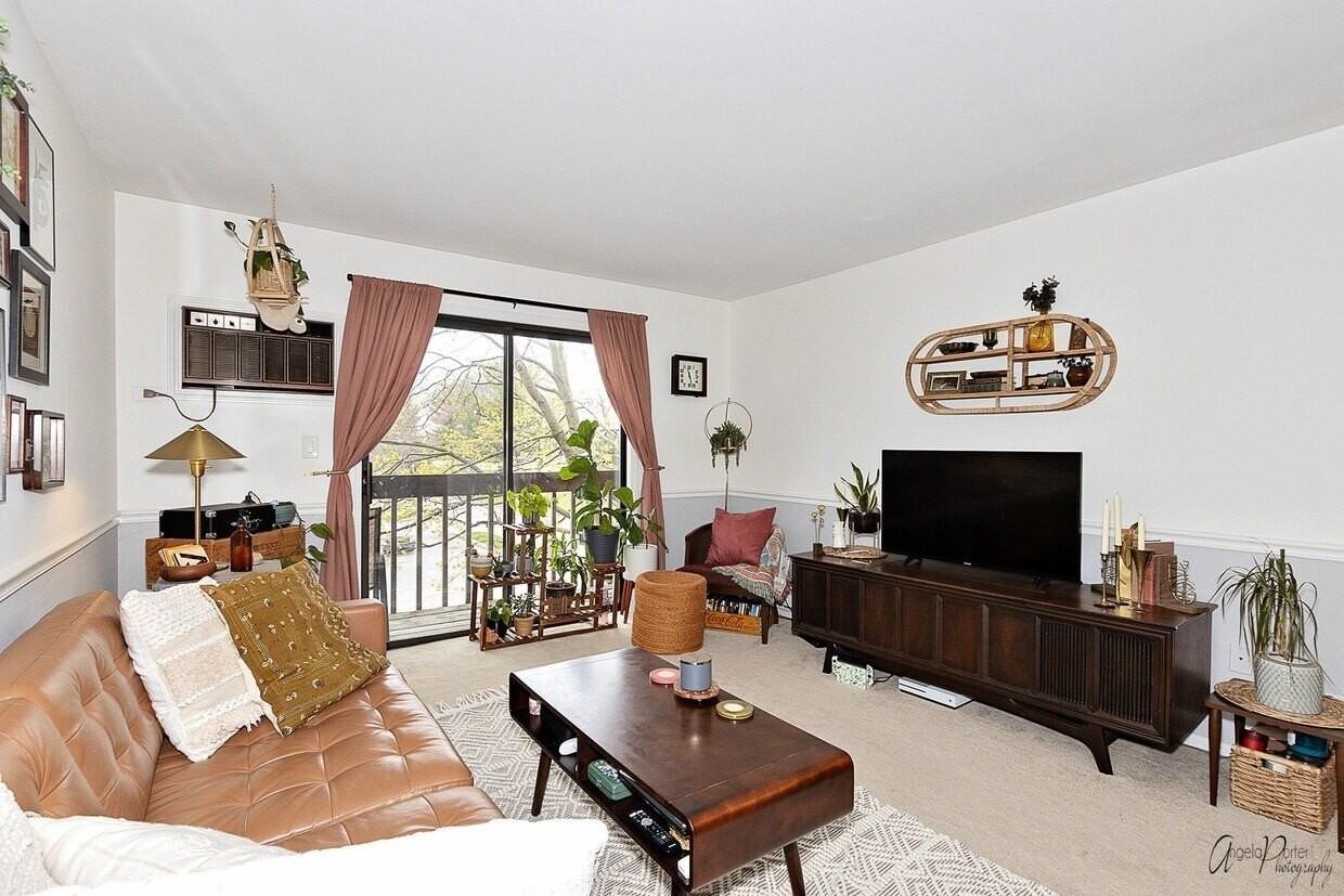 627 Virginia Rd Apt 212 #212 - Photo 5 of 10