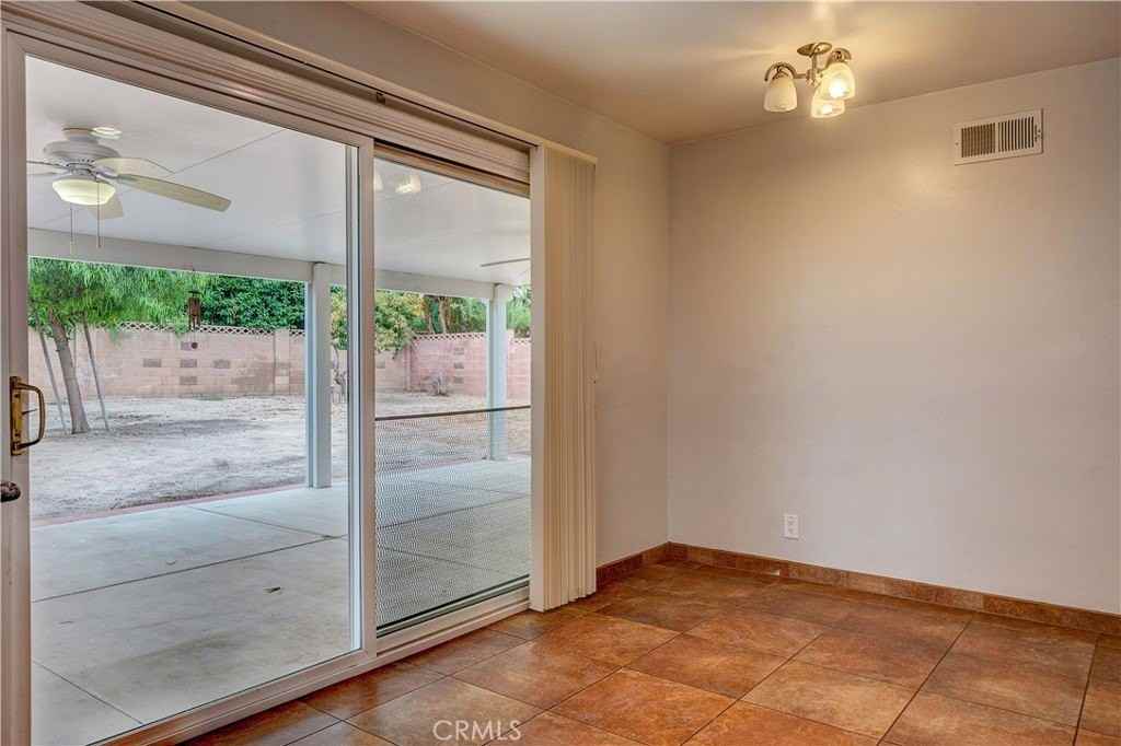 6621 Birchton Ave - Photo 6 of 20