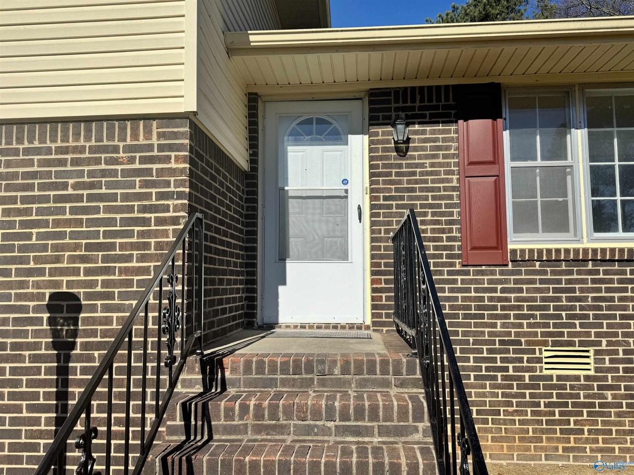 6010 Ellington Rd Nw - Photo 4 of 32