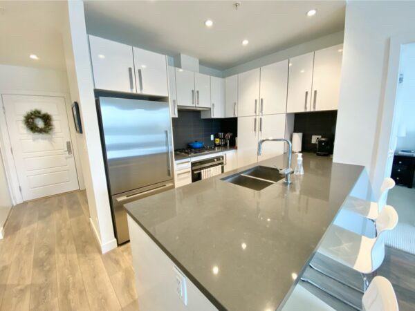 105 Second St W - Photo 2 of 9