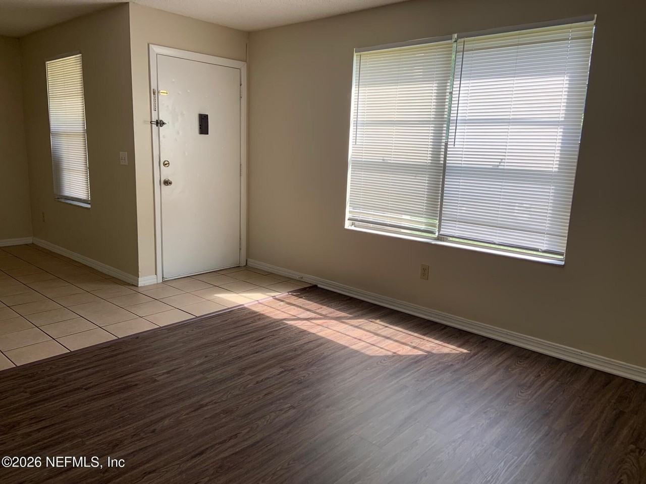 453 Bentwood Ln Unit B #B - Photo 4 of 14