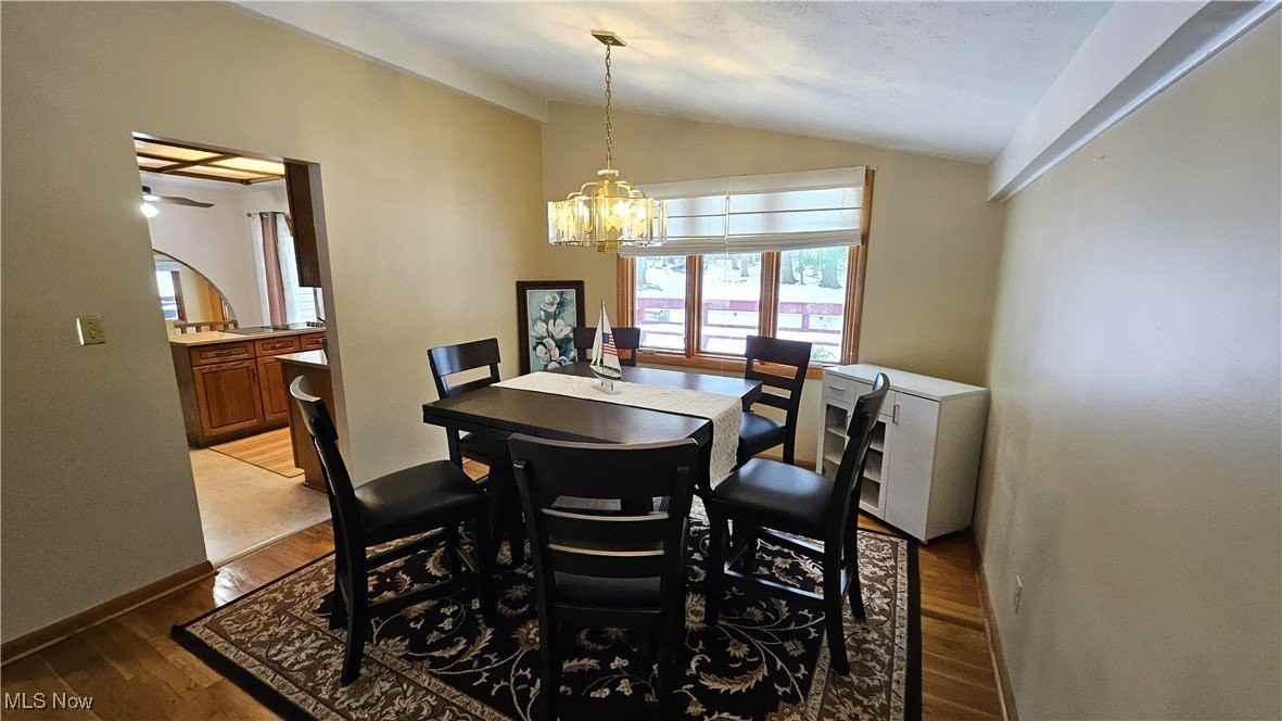 5635 Janet Blvd - Photo 5 of 25