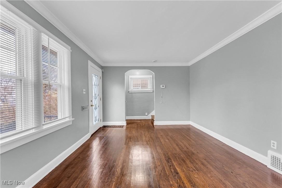 961 Montford Rd - Photo 5 of 35