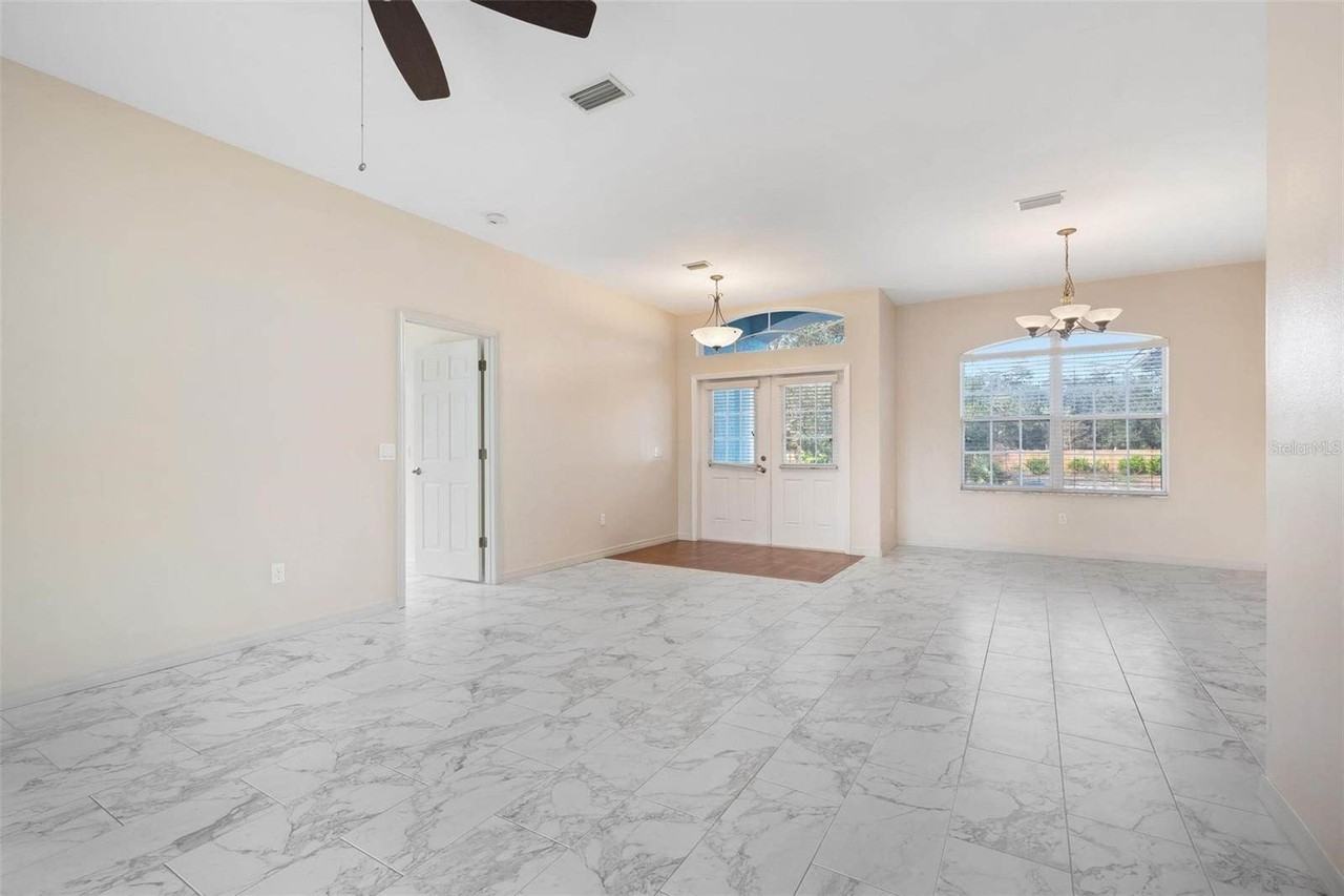 2280 De Vore St - Photo 5 of 33