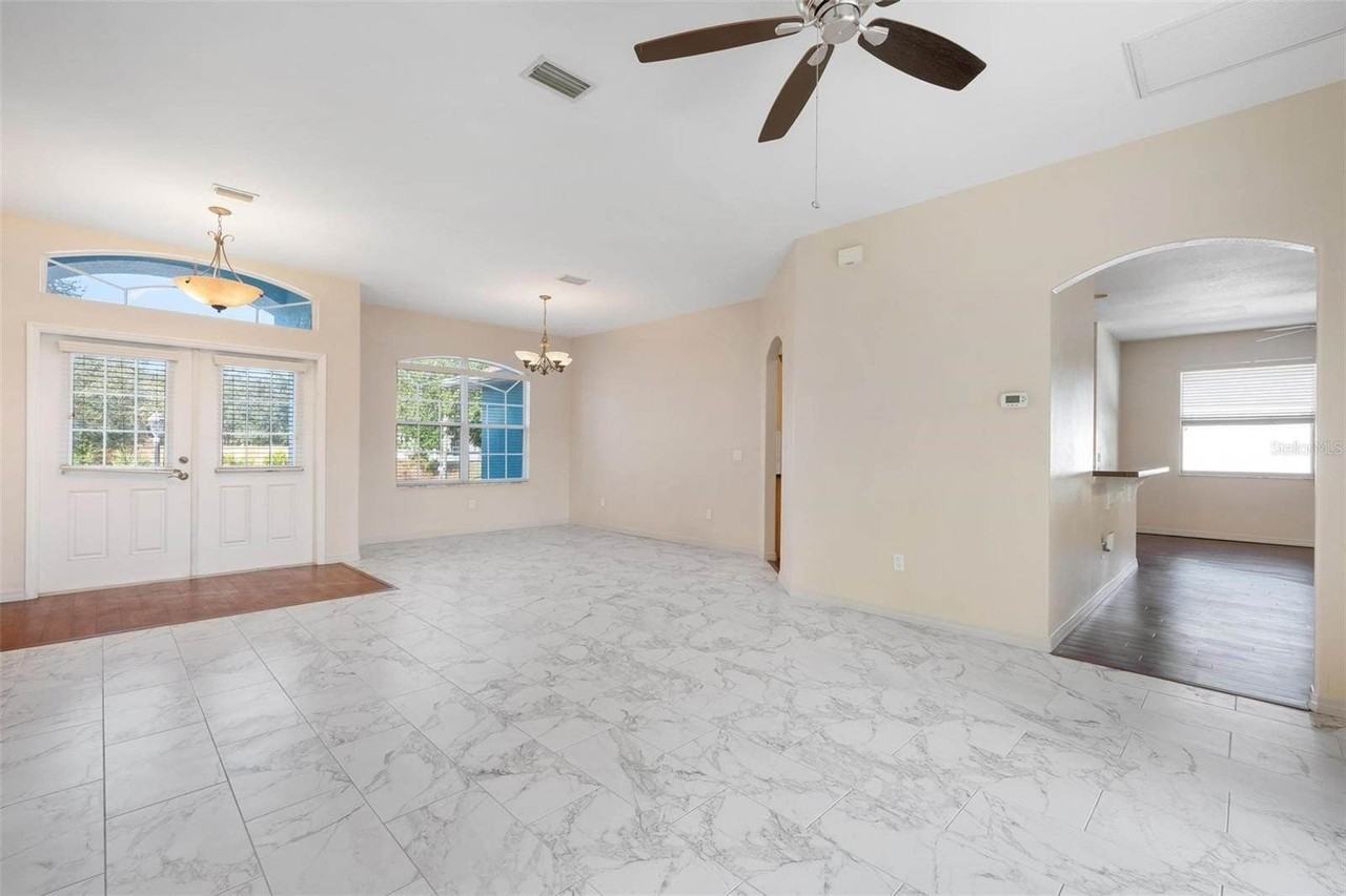 2280 De Vore St - Photo 6 of 33