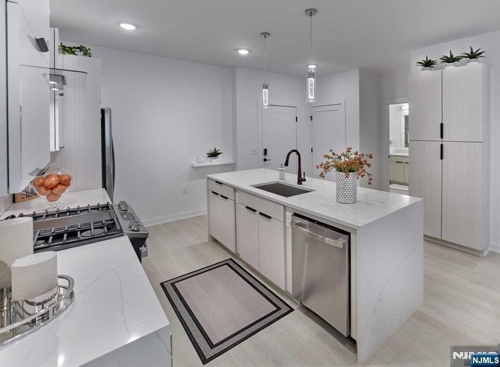 8 Tice Rd - Photo 5 of 29