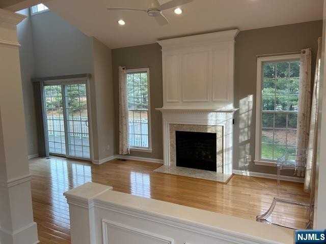 16 Mulberry Ct - Photo 6 of 37