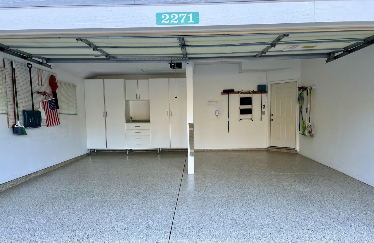 2271 Edenderry Dr #2271 - Photo 3 of 48