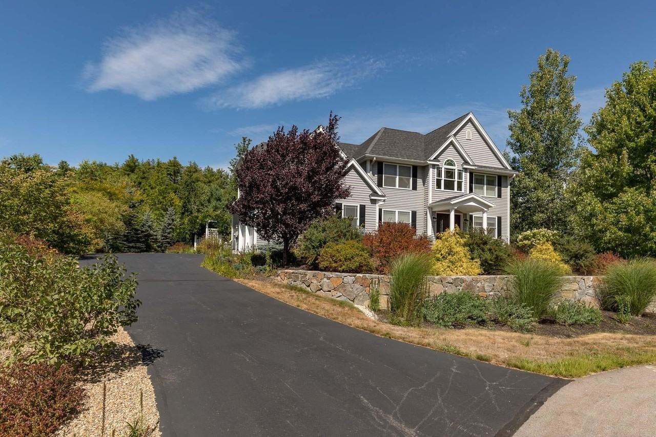 32 Olive Meadow Ln - Photo 2 of 22