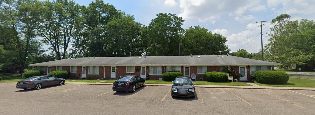 55 Burbank Ave #5 - Photo 2 of 12