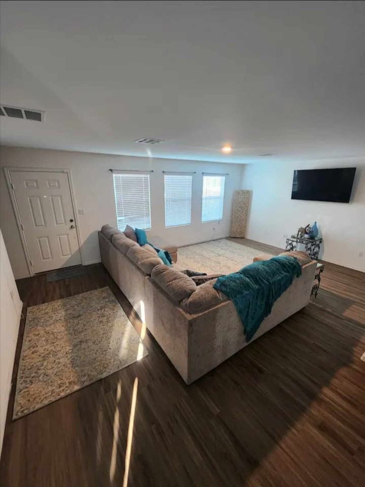 13907 Mussel Run - Photo 4 of 11