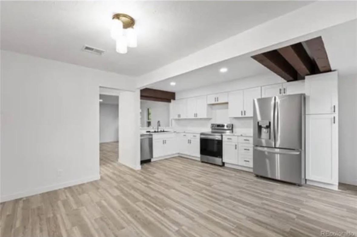 1347 S Crystal Way - Photo 6 of 13