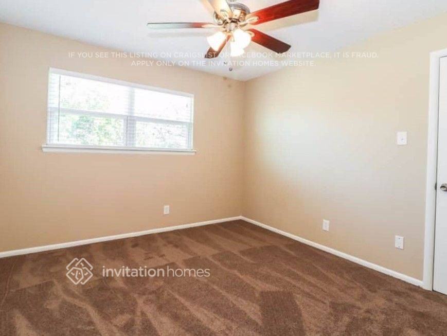 1108 Mildred Ln - Photo 5 of 11