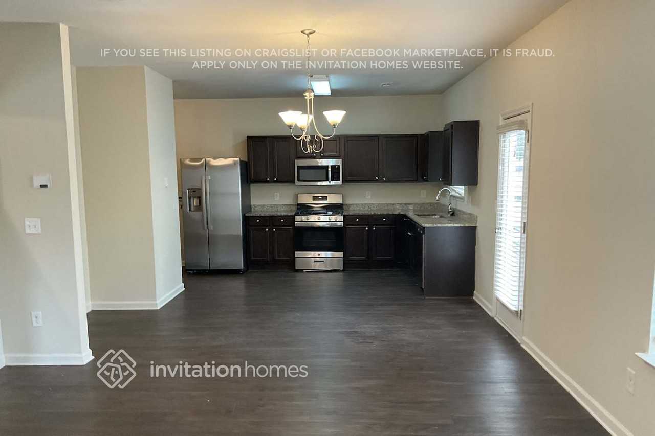 158 Cassady Ln - Photo 4 of 19