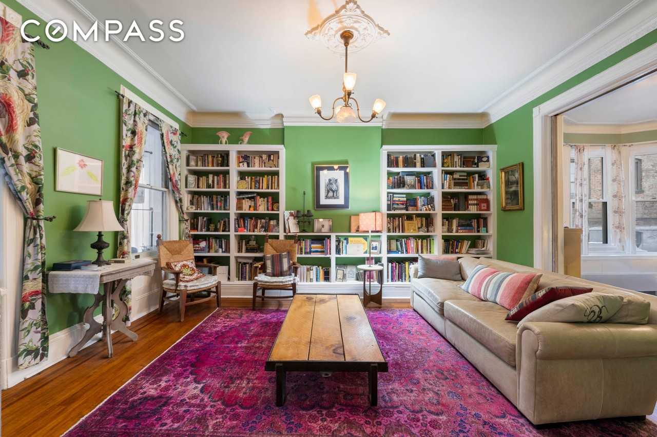 47 Adrian Ave - Photo 3 of 17