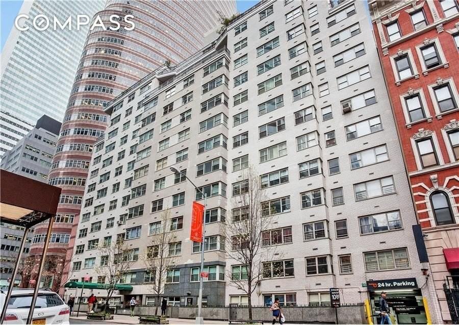 211 E 53rd St #8F - Photo 7 of 8