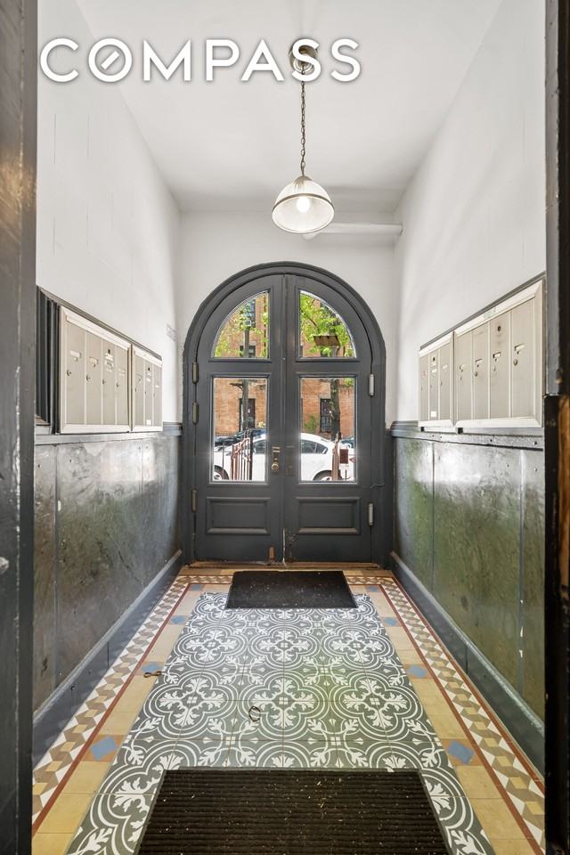 353 12th St #15 - Photo 7 of 12