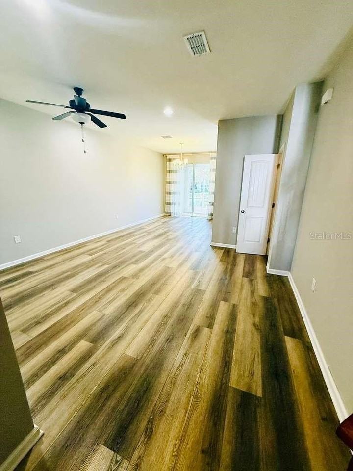 12320 Trailhead Dr - Photo 2 of 14