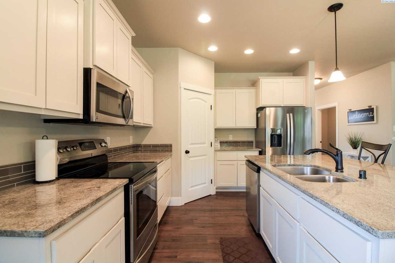 4326 S Anderson Pl - Photo 2 of 23