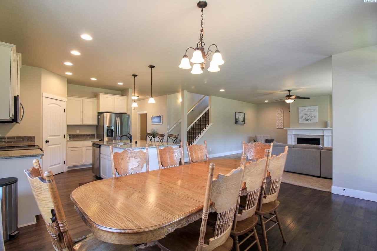 4326 S Anderson Pl - Photo 4 of 23