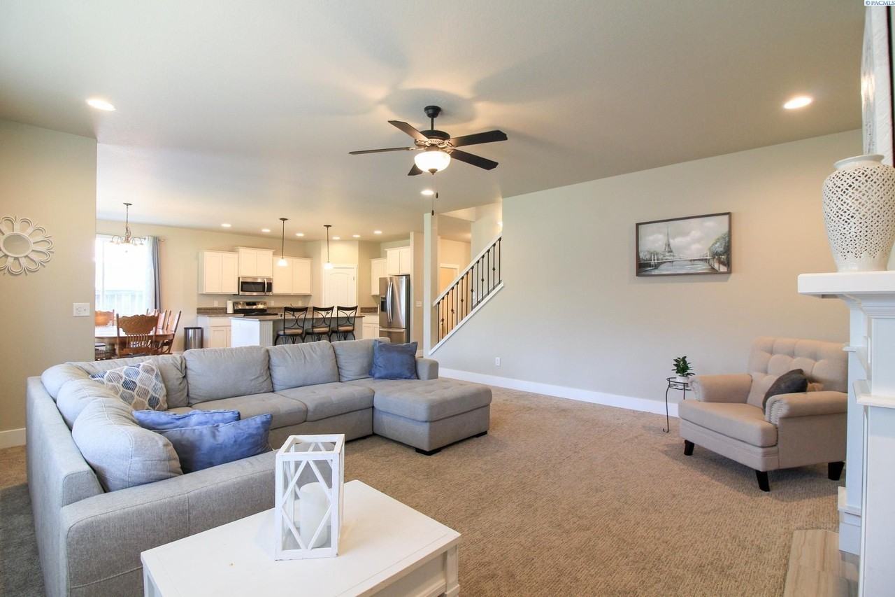 4326 S Anderson Pl - Photo 5 of 23