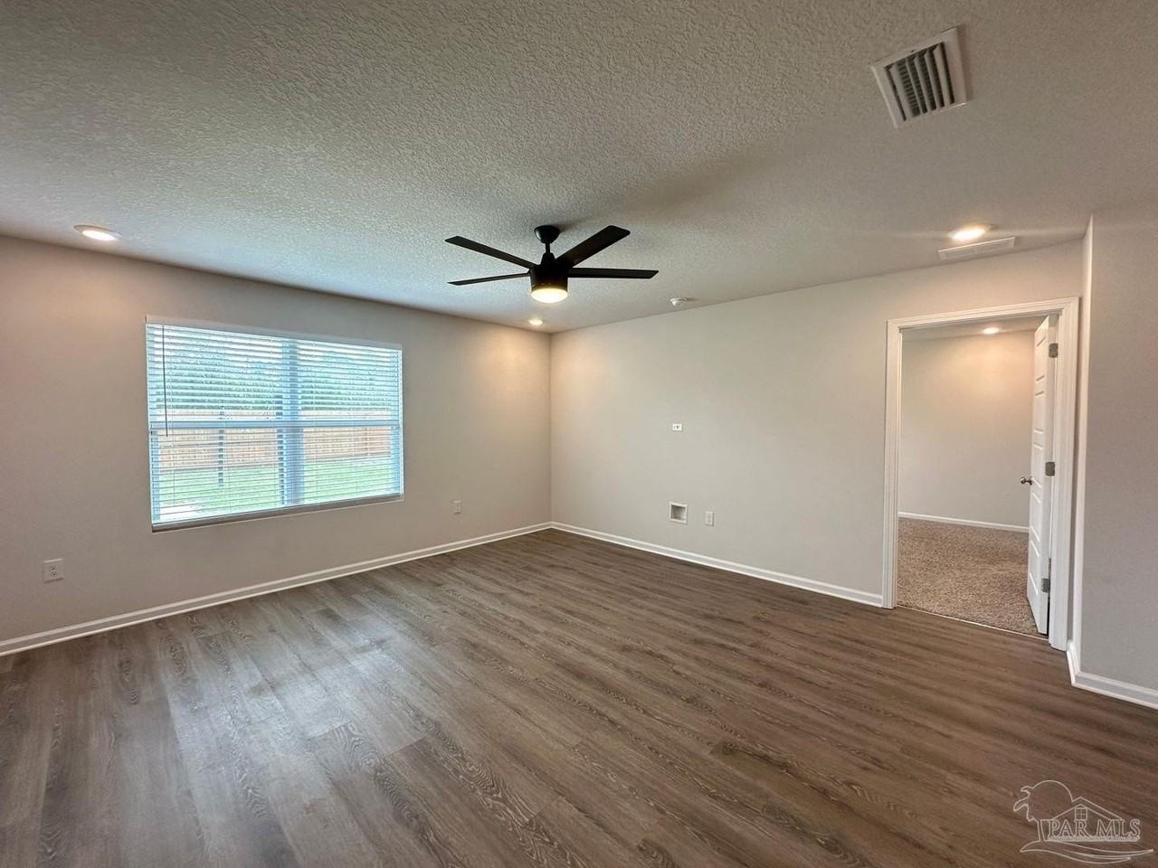 1929 High Ridge Ct - Photo 3 of 23